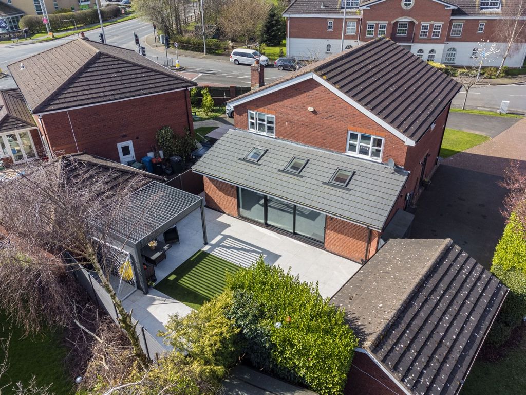 Property photo 3 of 21