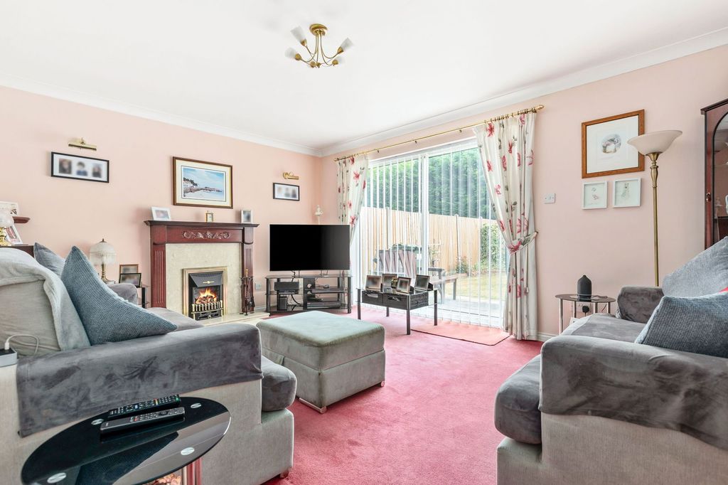 Property photo 3 of 18