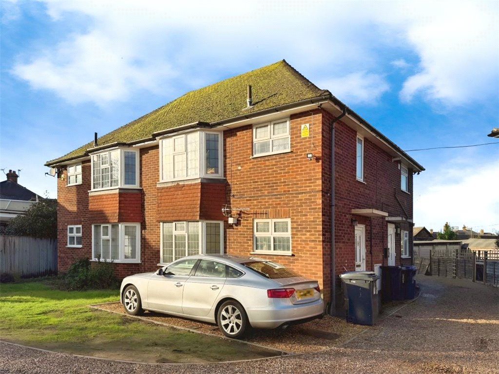 Property photo 1 of 8 Exterior
