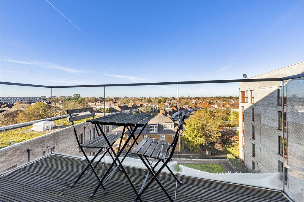 Property photo 2 of 11 Picture No. 02