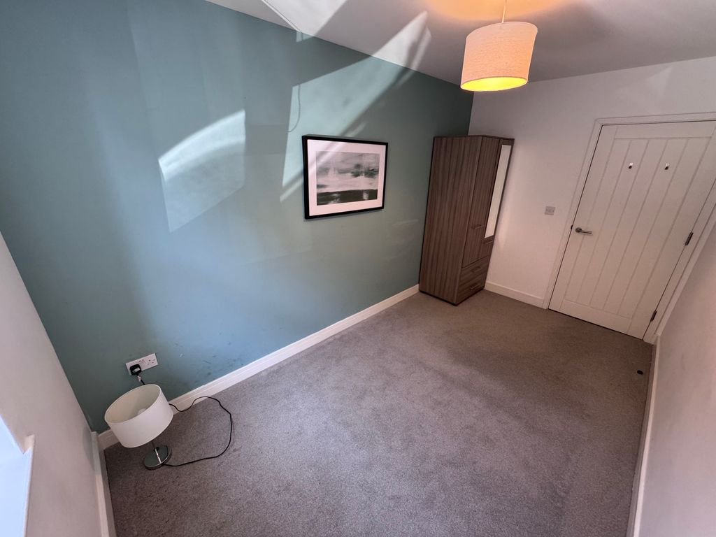Property photo 2 of 4 View
