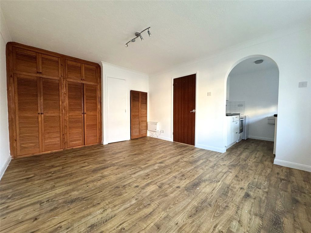 Property photo 2 of 5 Picture No. 05