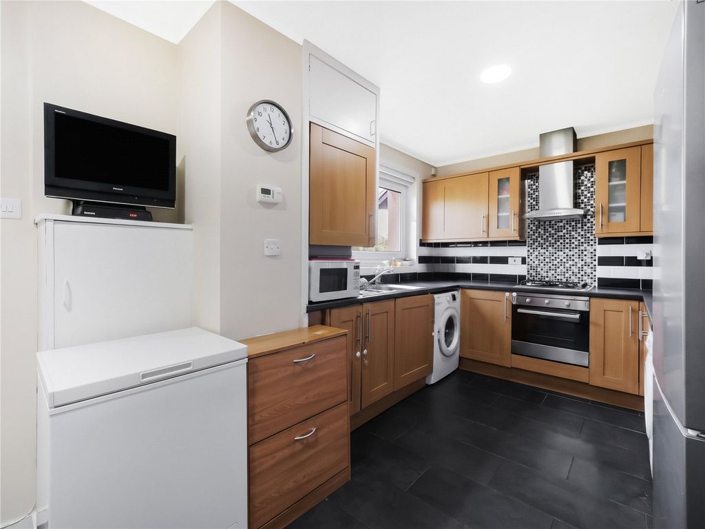 Property photo 3 of 21 Picture No. 06