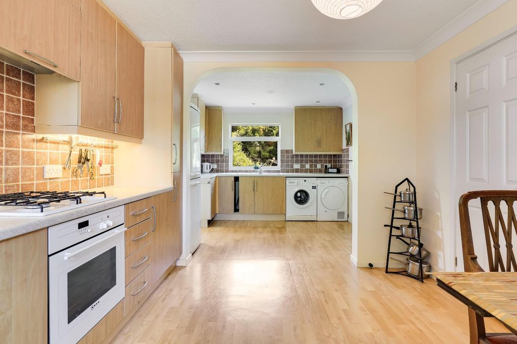 Property photo 2 of 31 Img (17).Jpg
