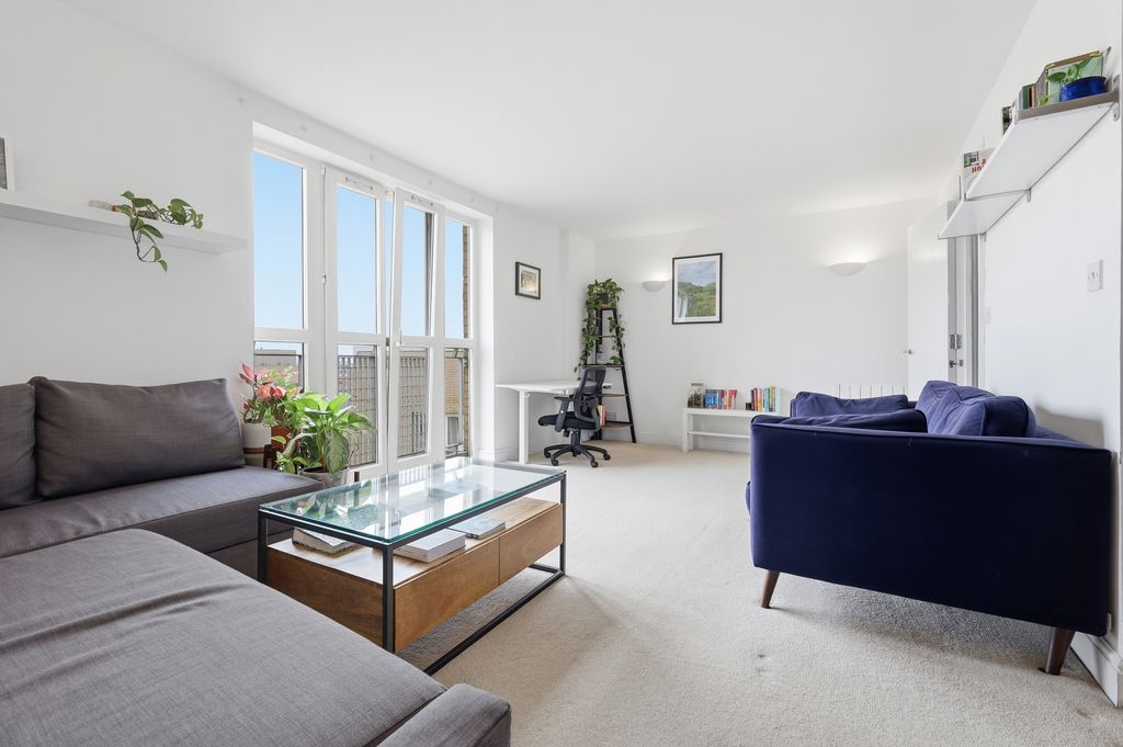 Property photo 1 of 19 12_Img_8110