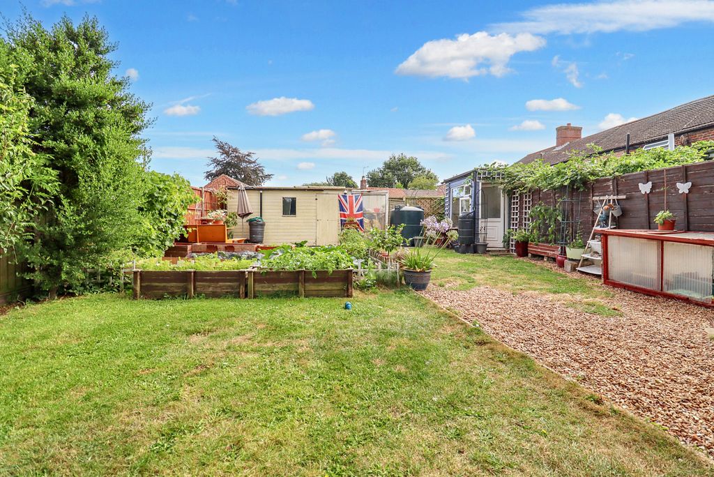 Property photo 2 of 14 3442407