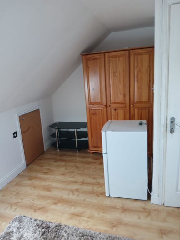 Property photo 2 of 4 Gallery