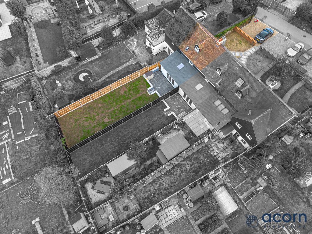 Property photo 3 of 20 Picture No. 04