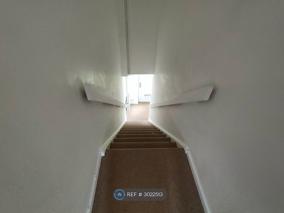 Property photo 2 of 10 Stairs