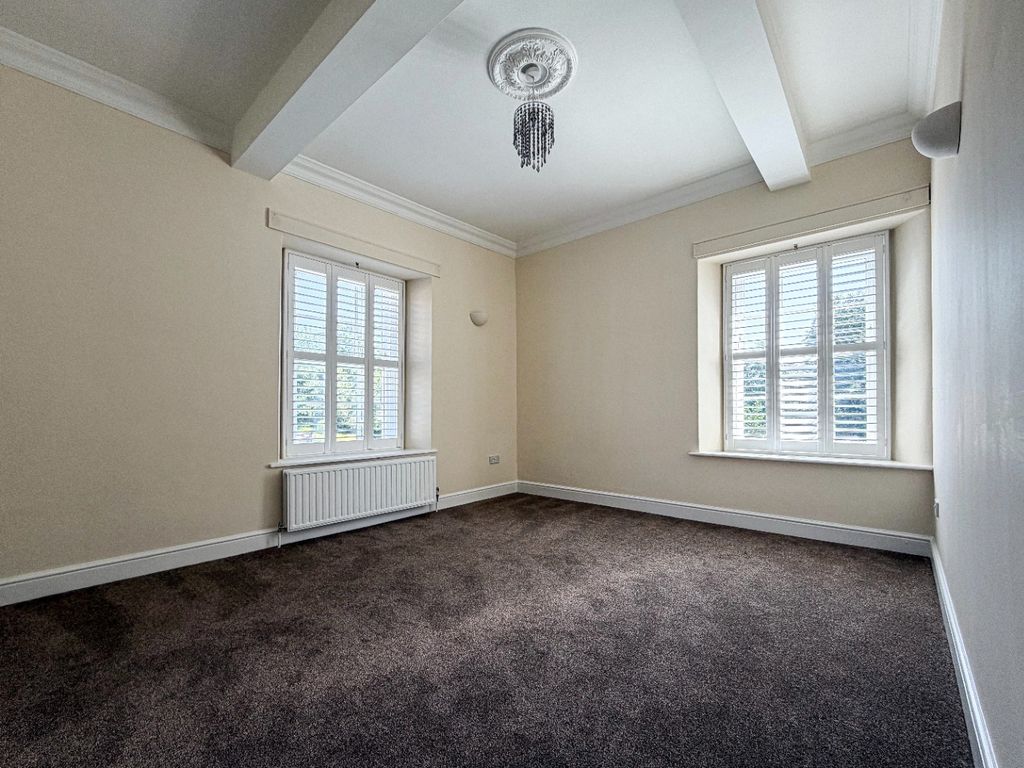 Property photo 2 of 14 5087222