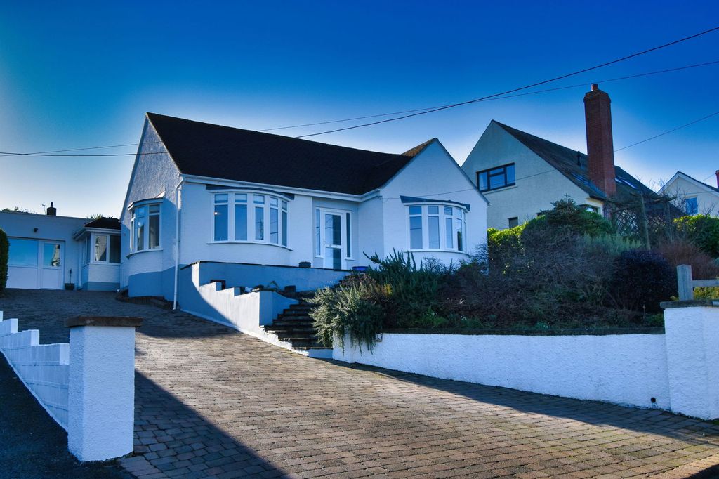 Property photo 1 of 35