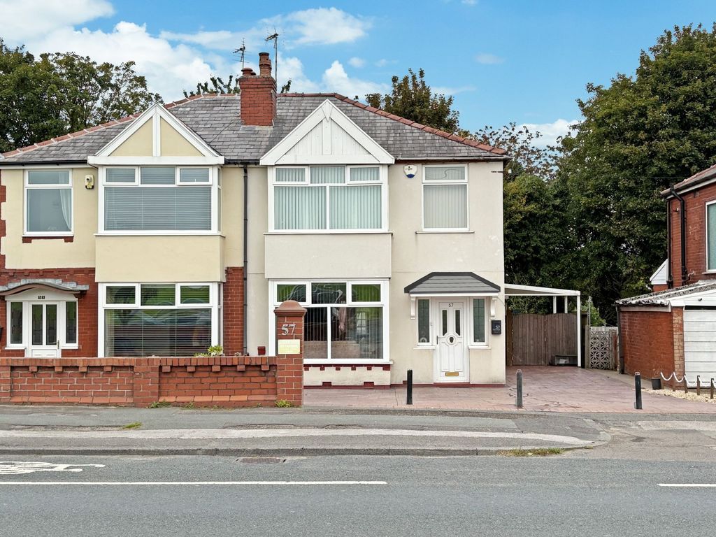 Property photo 1 of 21 External