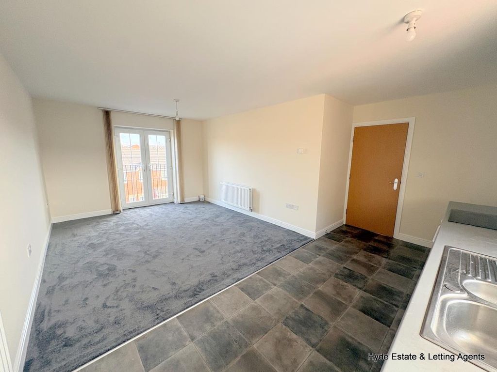 Property photo 3 of 11 Img_4373.Jpg