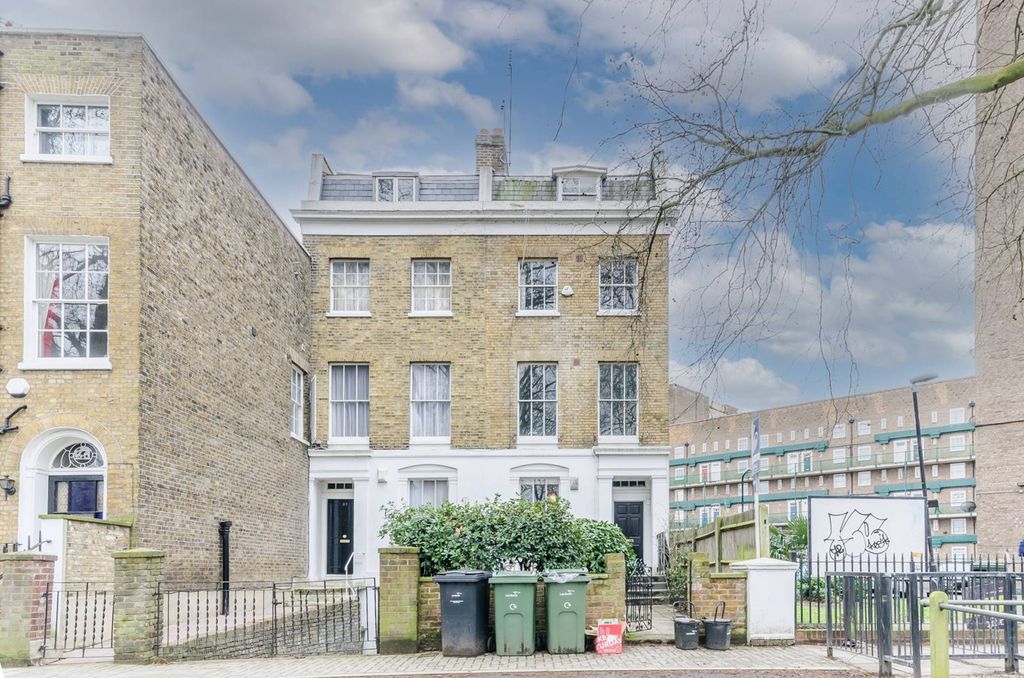 Property photo 1 of 5