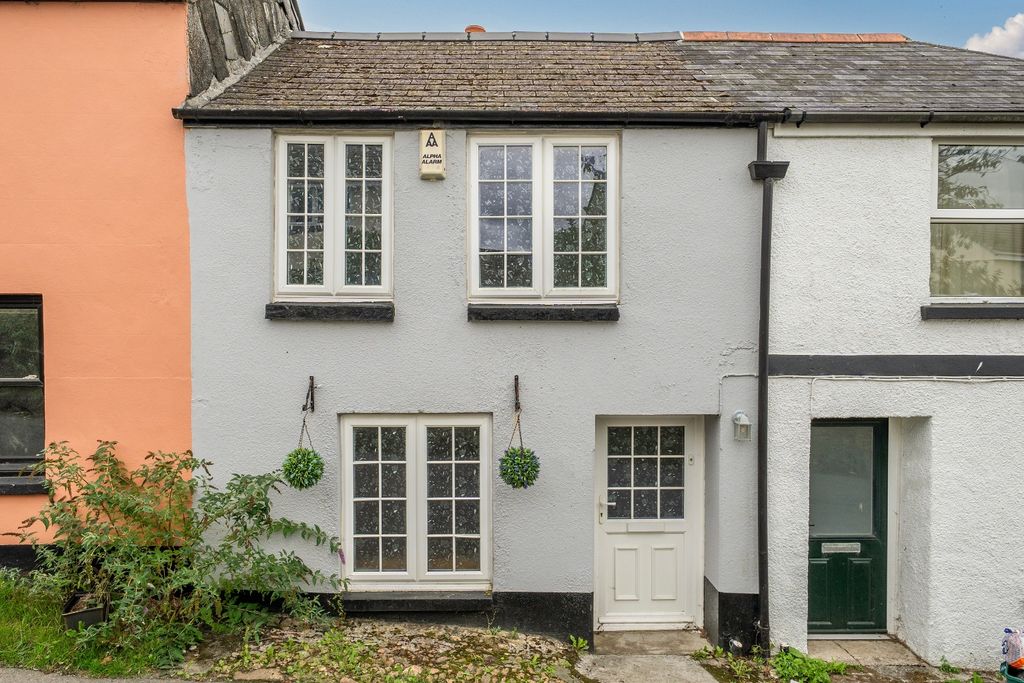 Property photo 1 of 13 5319010