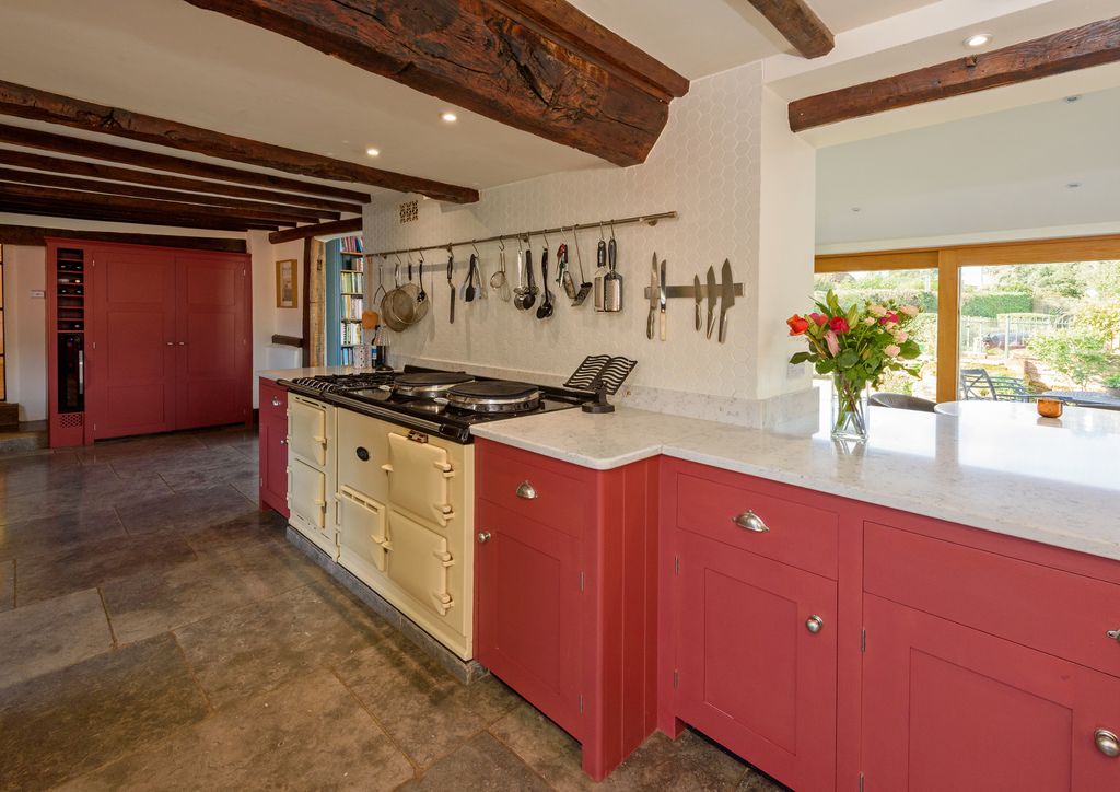 Property photo 3 of 30 Kitchen