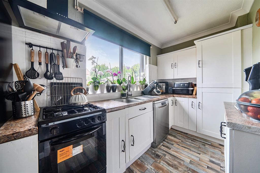 Property photo 3 of 19 1418672-19-699c477121437.Jpg