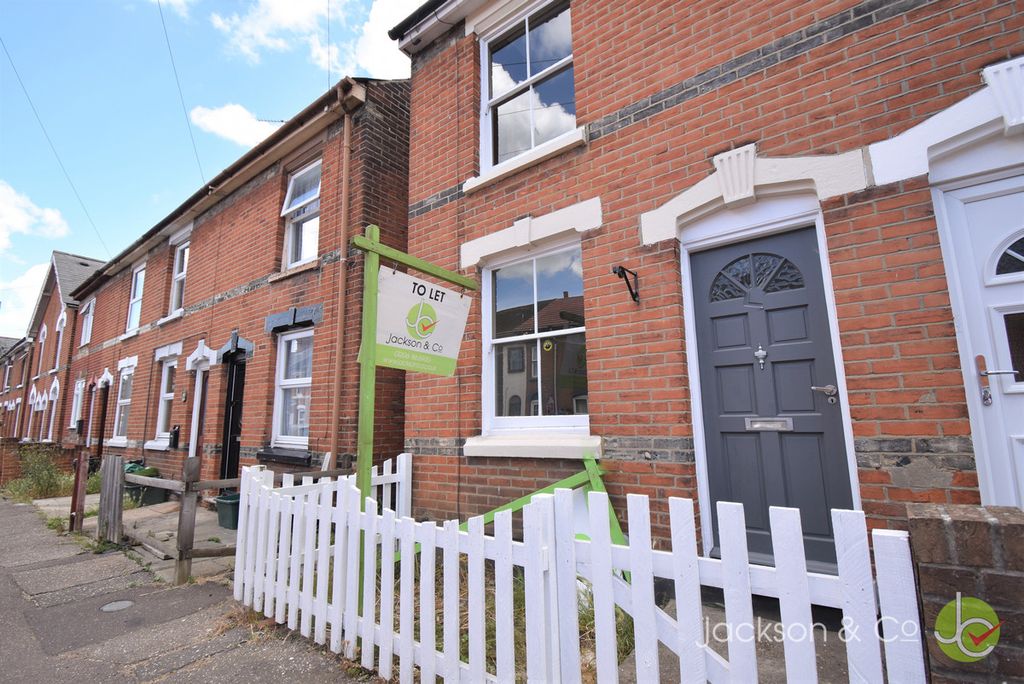 Property photo 1 of 7