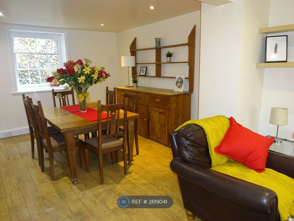 Property photo 2 of 4