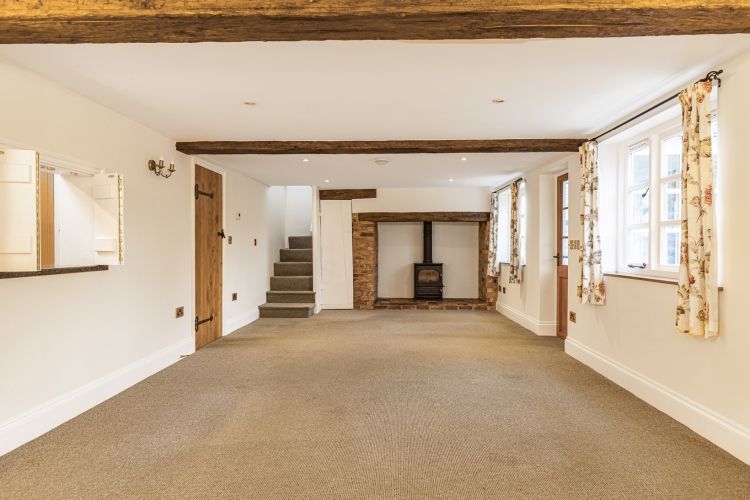 Property photo 2 of 10 308519