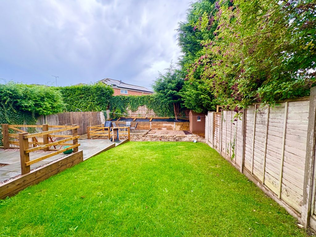 Property photo 3 of 36 Garden