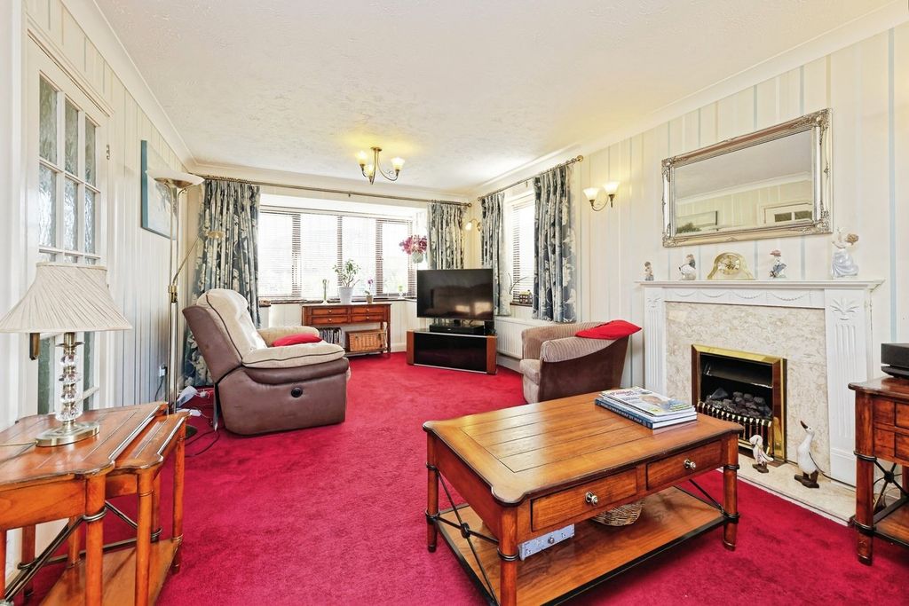 Property photo 2 of 18