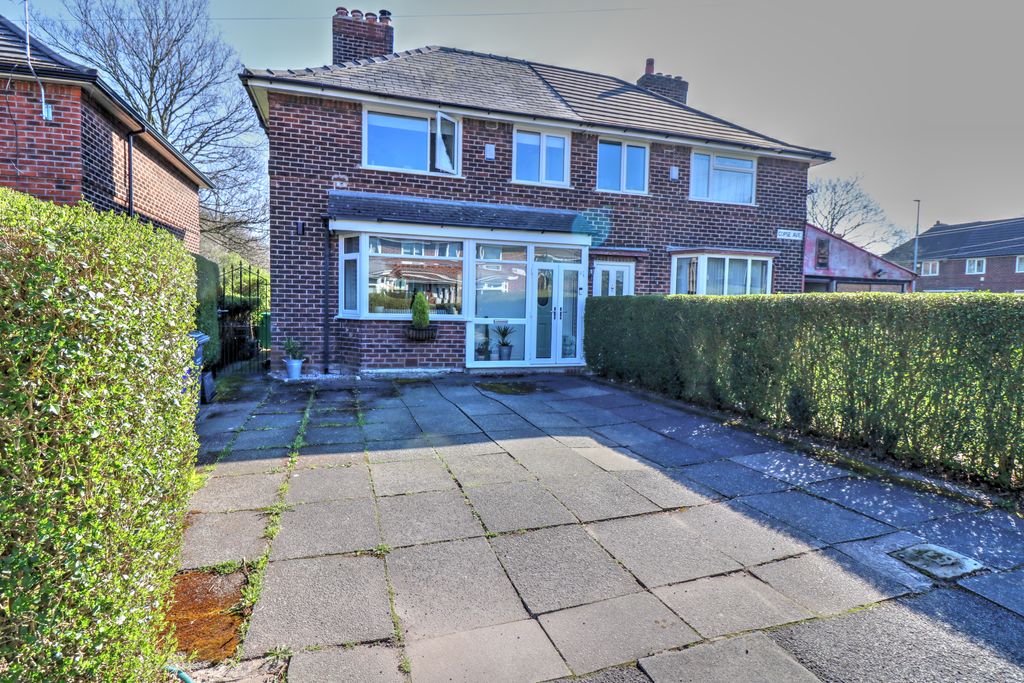 Property photo 1 of 18 82B8d93c1956431B27427F3A1B82187E6Ea3151E.Jpg