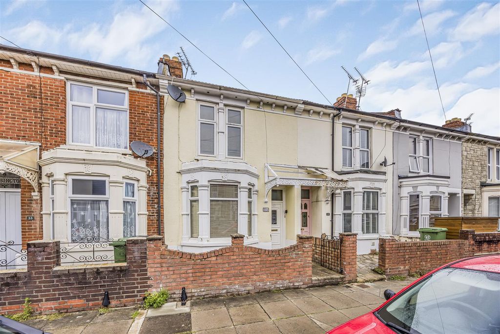 Property photo 1 of 15 35 Copythorn Road, Portsmouth-Porticomarketing-Sol