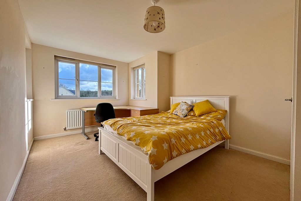 Additional image 11 of 2 bed flat for saleTrelowen Drive, Penryn TR10