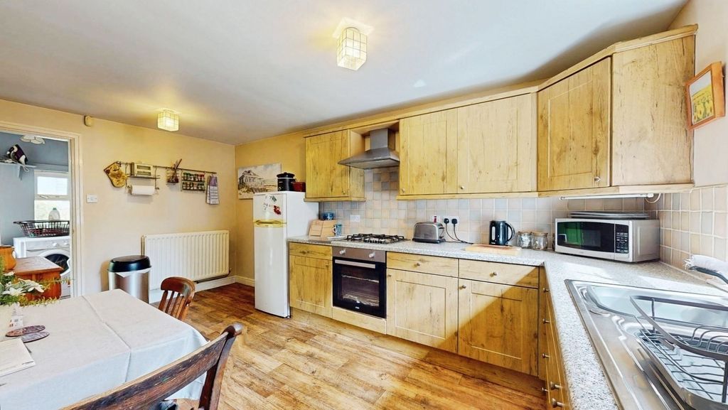 Property photo 2 of 22 Pbox-Img.Jpg