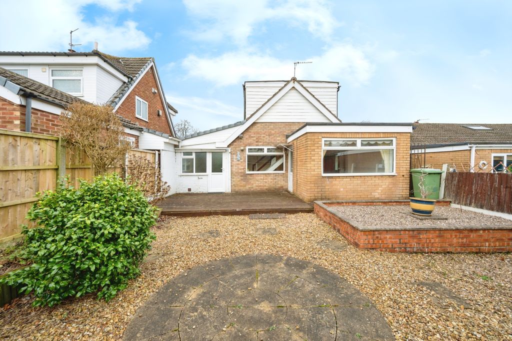 Property photo 3 of 18