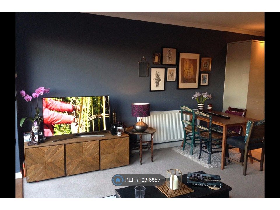 Property photo 2 of 16 Sitting/Dining