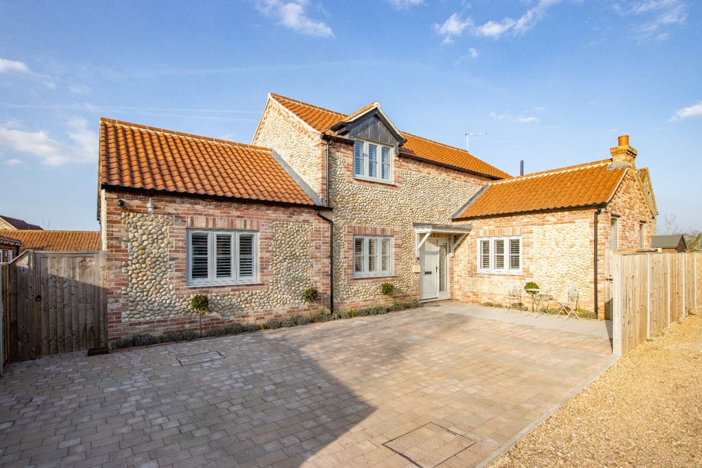 Property photo 1 of 22 3996793