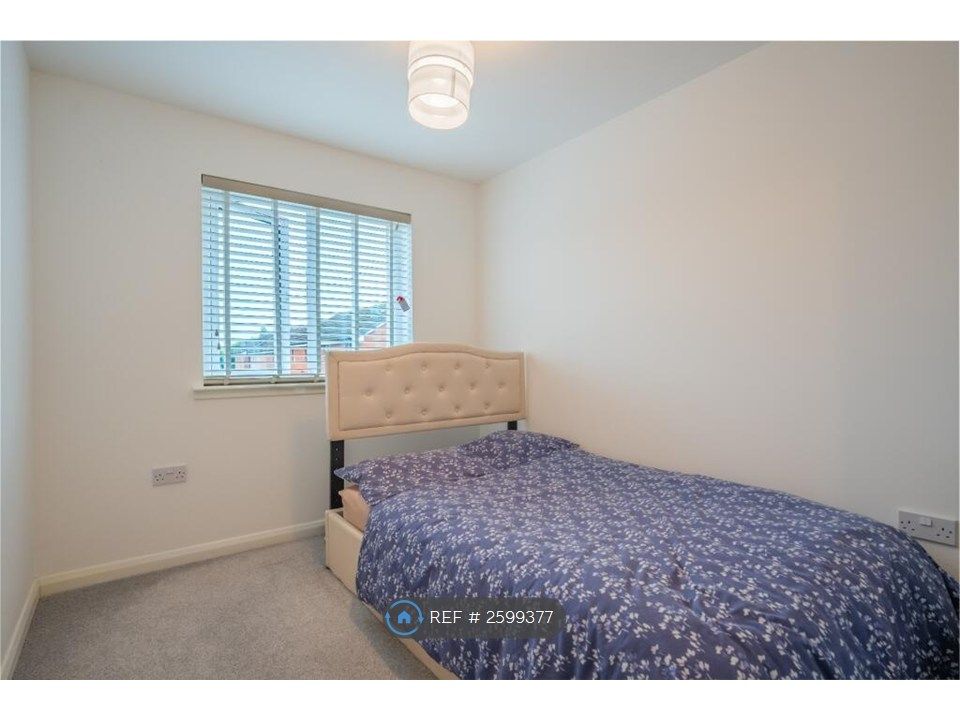 Property photo 3 of 3
