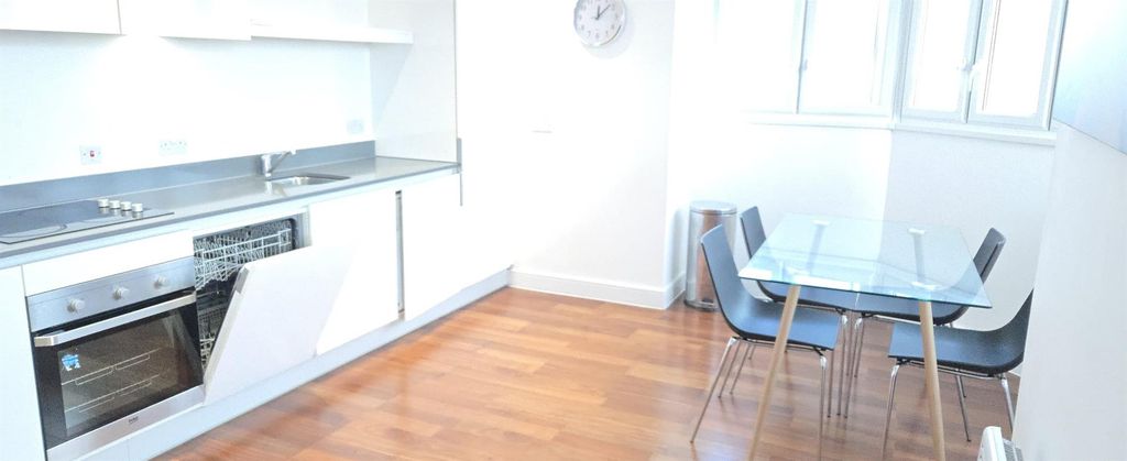 Property photo 2 of 5 Whatsapp Image 2025-10-22 At 16.13.52 (4).Jpeg