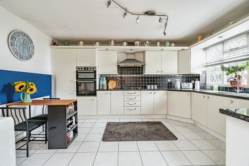 Additional image 5 of 5 bed detached house for saleVale Street, Dudley DY3