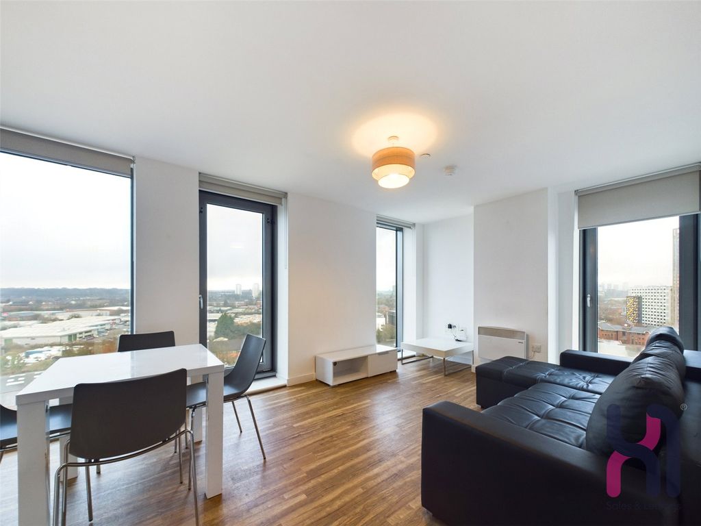 Property photo 2 of 12 Picture No. 07