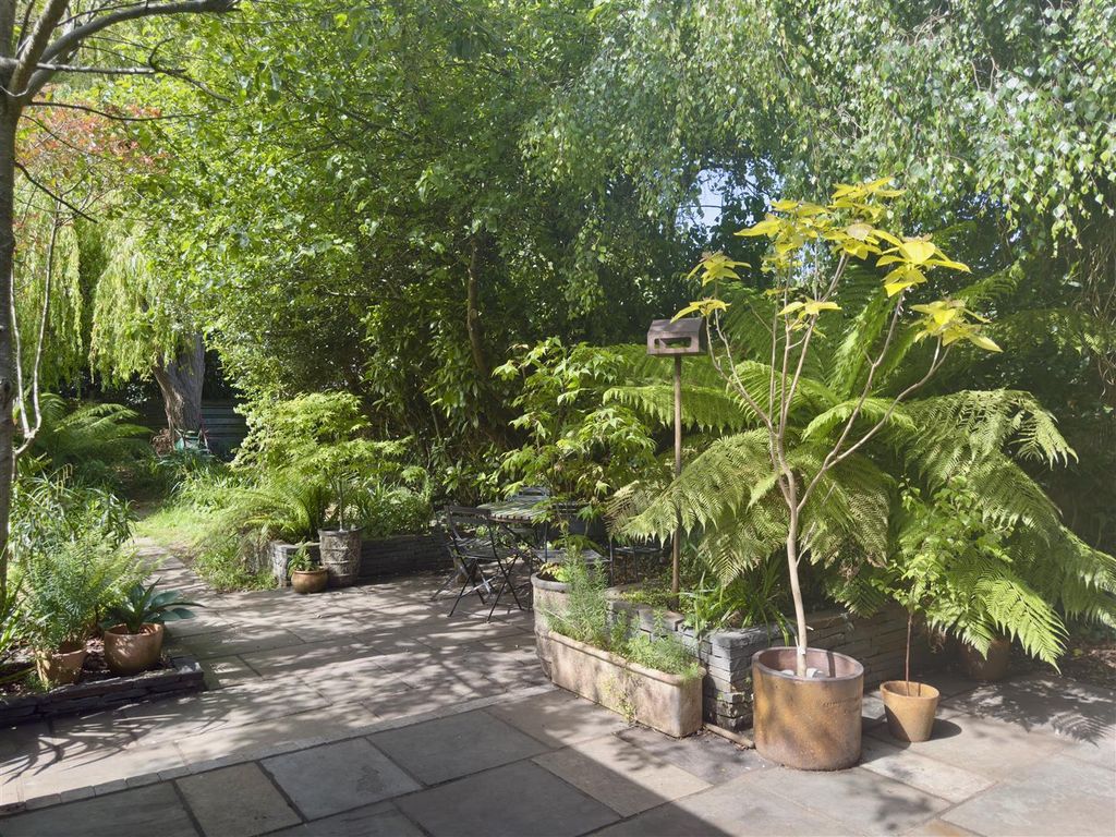 Additional image 36 of 5 bed semi-detached house for saleVictoria Road, Penarth CF64
