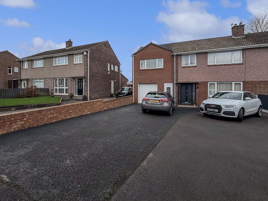 Property photo 1 of 25