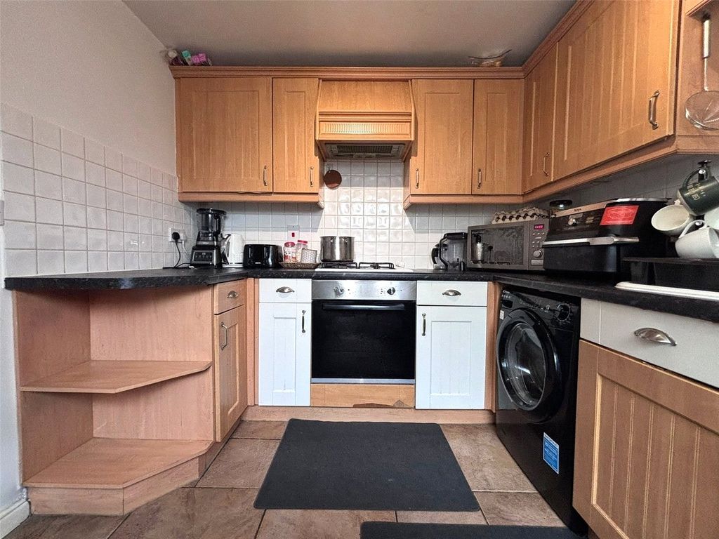 Property photo 3 of 13 Picture No. 11