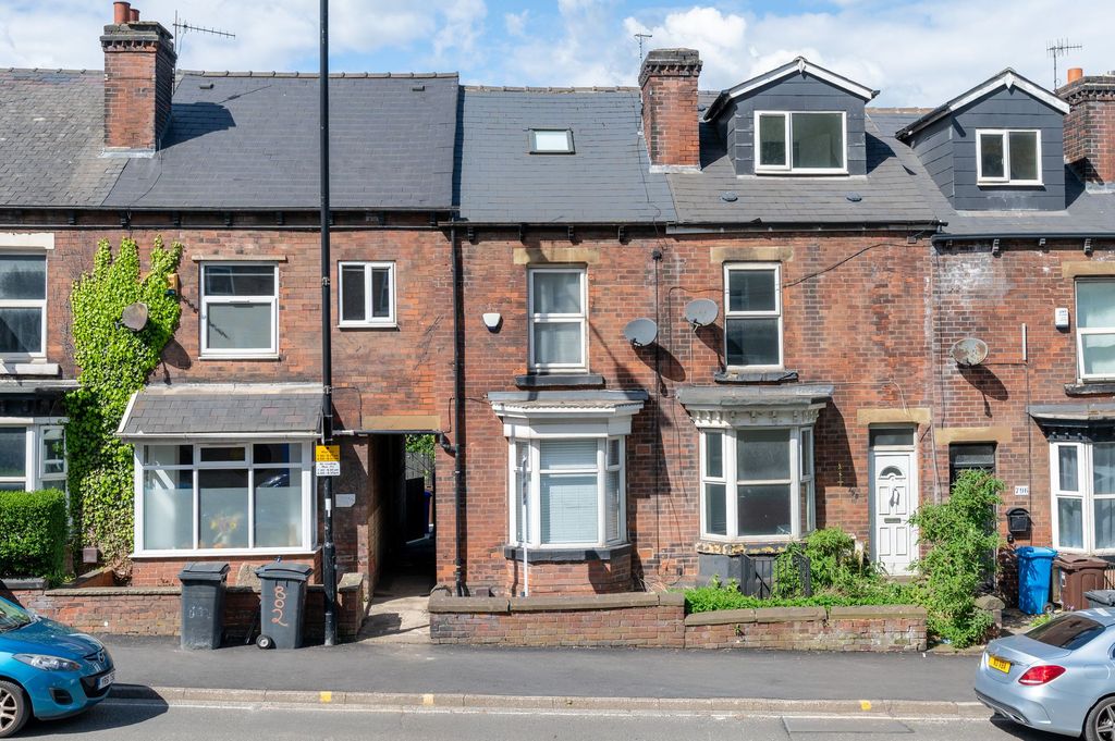 Property photo 1 of 19