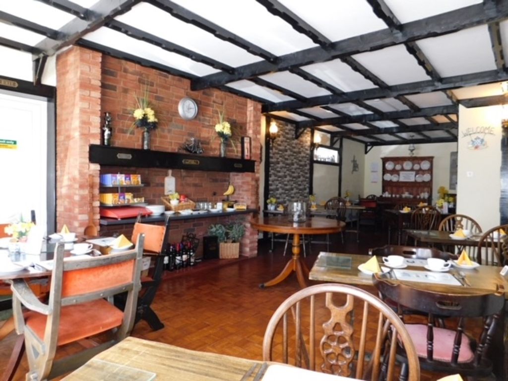 Property photo 2 of 18