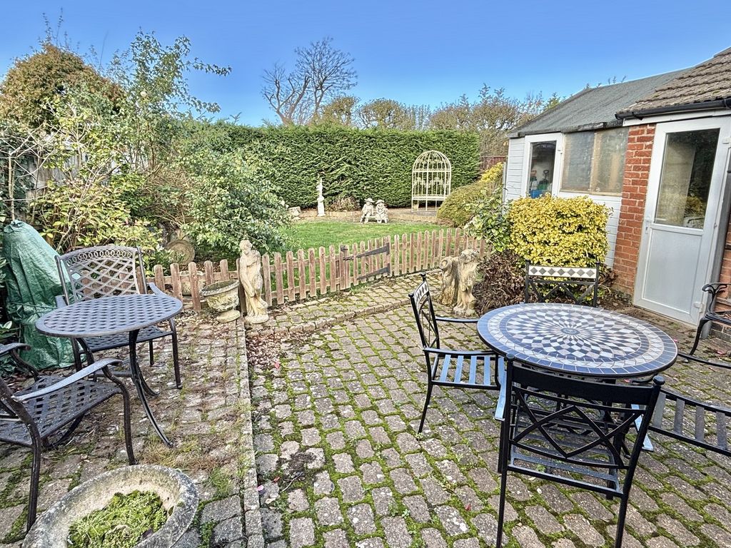 Property photo 2 of 12 Outside