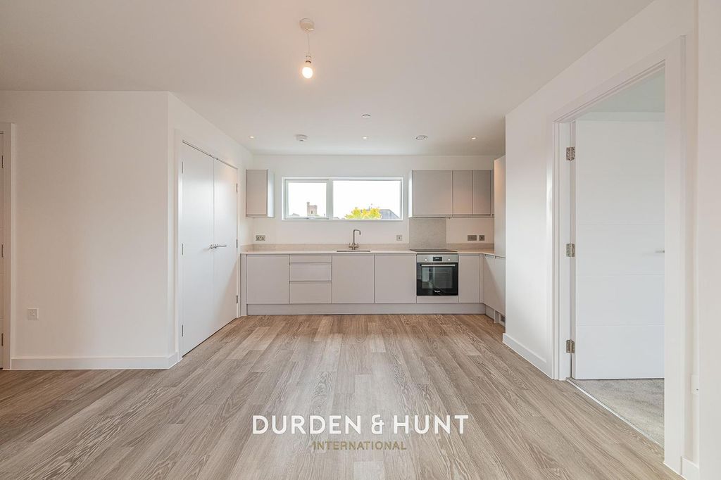 Property photo 3 of 17 Verdant-7.Jpg