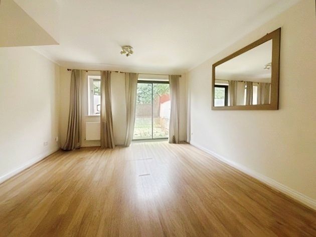 Property photo 2 of 12 Pbox-Img.Jpg