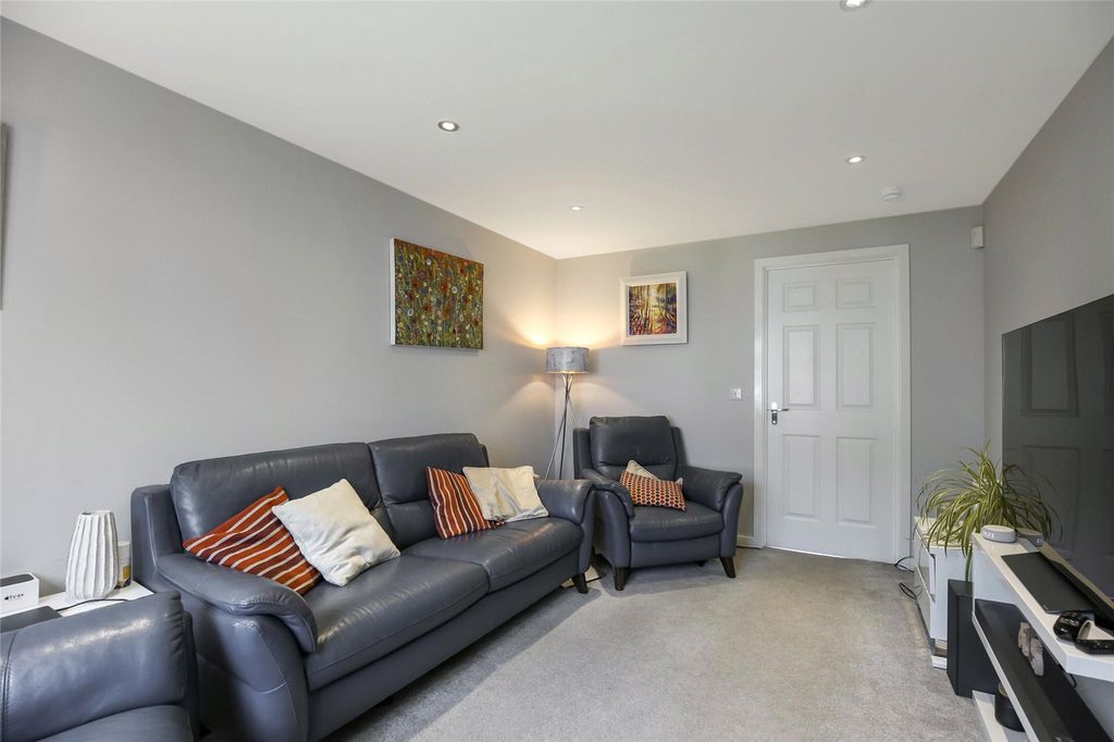 Property photo 3 of 17 Picture No. 03