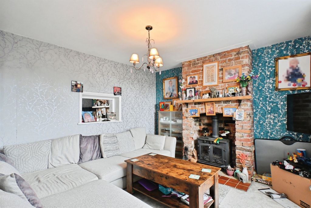 Property photo 3 of 17
