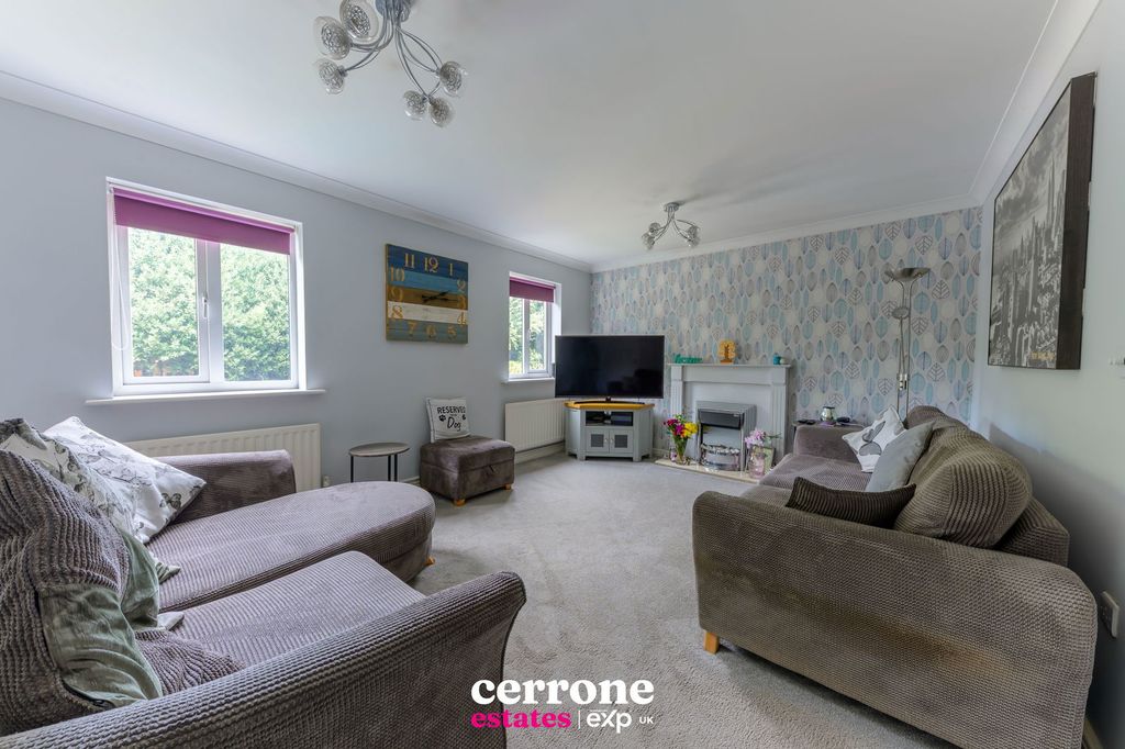 Property photo 2 of 24