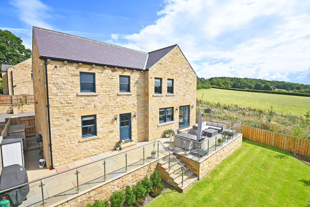 Property photo 1 of 51