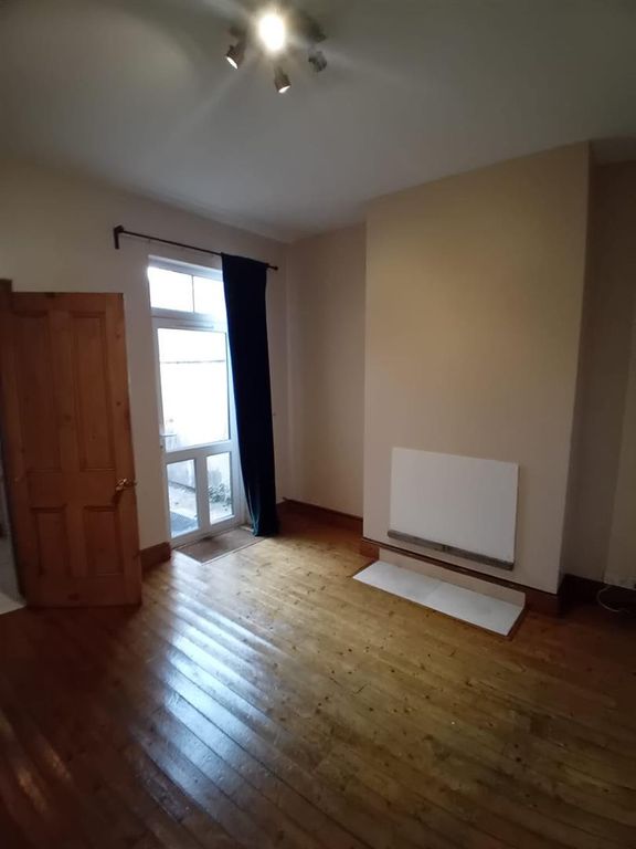 Property photo 3 of 14 003.Jpg